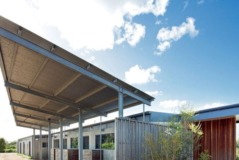 harga kanopi baja ringan